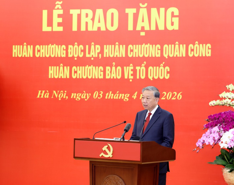 Tổng Bí thư Tô Lâm trao Huân chương Quân công tặng các đồng chí lãnh đạo Đảng, Nhà nước- Ảnh 3.