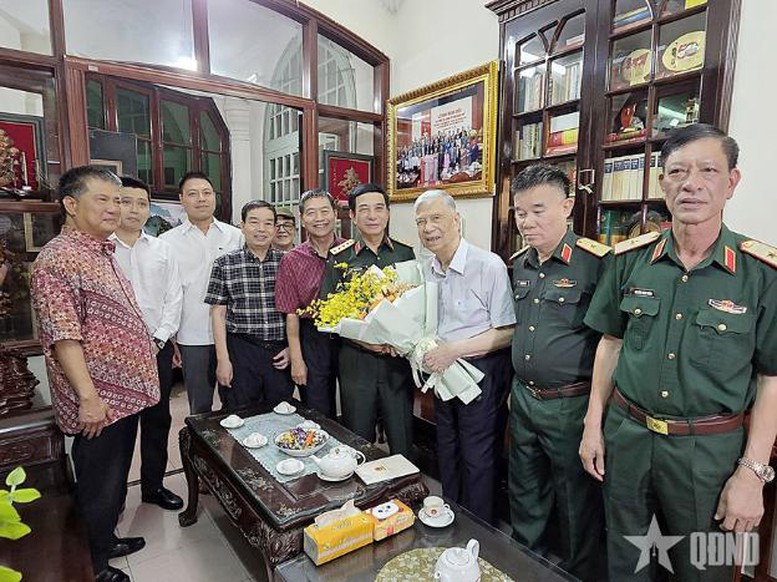 Đại tướng Phan Văn Giang tri ân các đồng chí nguyên lãnh đạo Đảng, Nhà nước, Quân đội