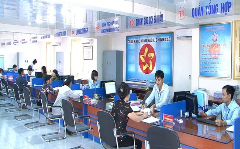 Khẩn trương triển khai các Nghị quyết cắt giảm, đơn giản hóa thủ tục hành chính, điều kiện kinh doanh