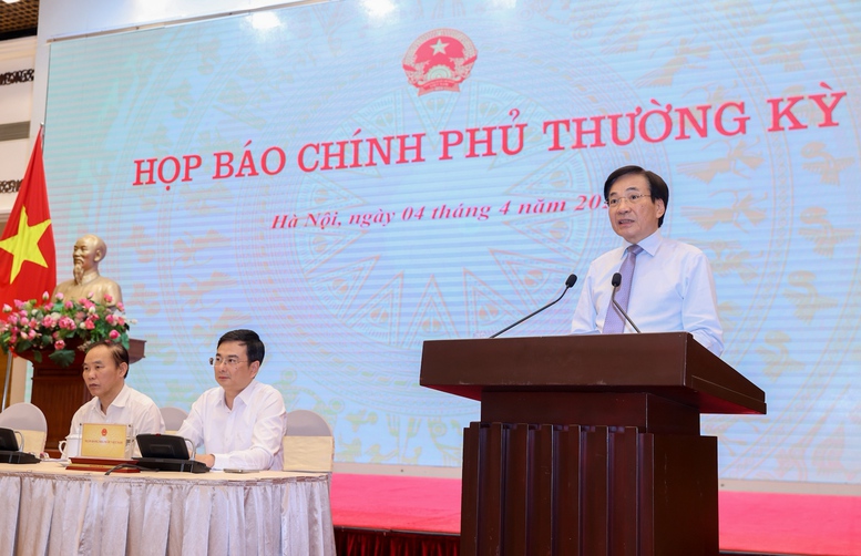 Họp báo Chính phủ thường kỳ tháng 3: KTXH quý I phát triển tích cực, nhiều ngành tăng trưởng bứt phá- Ảnh 2.