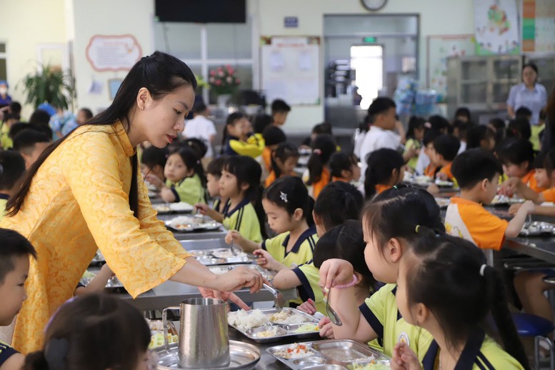 Công khai đơn vị cung cấp suất ăn cho trường học để xã hội giám sát- Ảnh 2. Công khai đơn vị cung cấp suất ăn cho trường học để xã hội giám sát- Ảnh 2.
