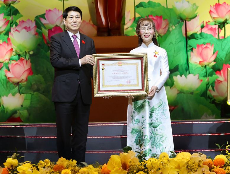 Anh hùng Lao động Nguyễn Thị Phương Thảo: Doanh nghiệp đồng hành với Chính phủ để kiến tạo tương lai cho kỷ nguyên mới- Ảnh 6.