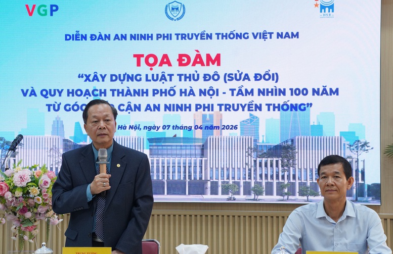 CẬP NHẬT Tọa đàm "Quy hoạch Thành phố Hà Nội - tầm nhìn 100 năm từ góc tiếp cận an ninh phi truyền thống"- Ảnh 1.