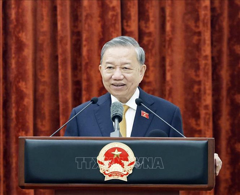 Tổng Bí thư, Chủ tịch nước Tô Lâm gặp mặt cán bộ Văn phòng Chủ tịch nước- Ảnh 2.