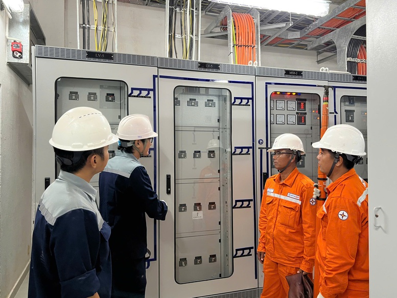 Nắng nóng gay gắt: Ngành điện miền Nam đẩy mạnh tuyên truyền tiết kiệm điện- Ảnh 3.