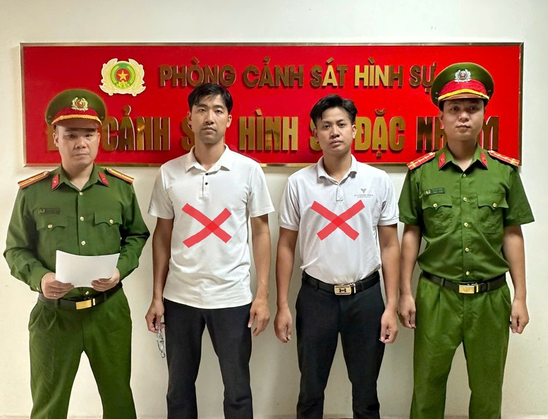 Bắt giữ quản trị viên của nhiều fanpage ở Hải Phòng- Ảnh 1. Bắt giữ quản trị viên của nhiều fanpage ở Hải Phòng- Ảnh 1.