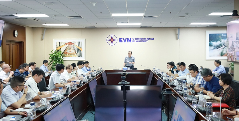 EVN đẩy nhanh lộ trình phát triển pin lưu trữ năng lượng trên lưới điện- Ảnh 1.