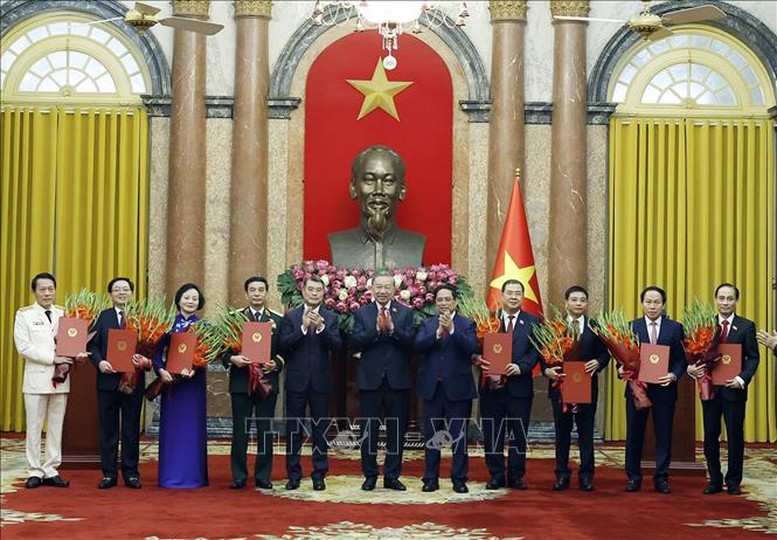 Tổng Bí thư, Chủ tịch nước chủ trì hội nghị công bố các quyết định đối với Chính phủ- Ảnh 2.