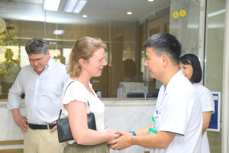 Một cô gái người Anh hiến tạng hồi sinh sự sống 3 người Việt- Ảnh 3. Một cô gái người Anh hiến tạng hồi sinh sự sống 3 người Việt- Ảnh 3.