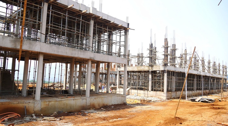 Quảng Trị tập trung nguồn lực đẩy nhanh tiến độ các trường nội trú vùng biên giới- Ảnh 2.