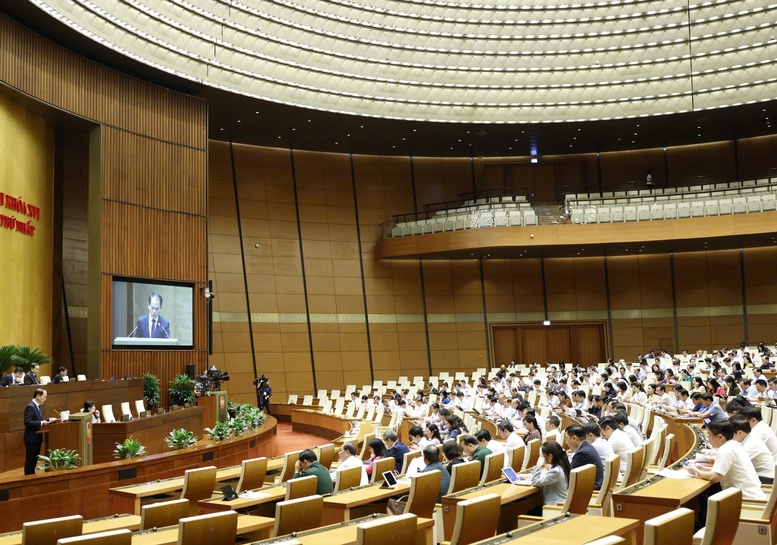 Quốc hội xem xét Dự án Luật sửa đổi, bổ sung một số điều của Luật Công chứng- Ảnh 1.