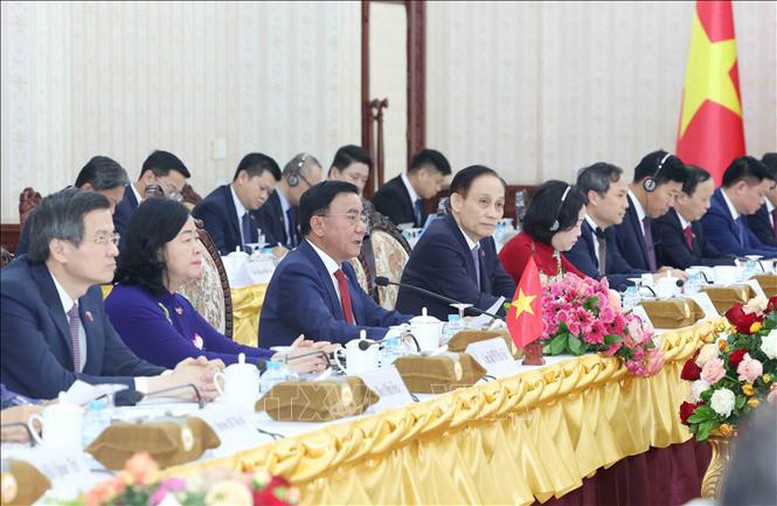 Thường trực Ban Bí thư Trần Cẩm Tú hội kiến Thủ tướng Lào Sonexay Siphandone- Ảnh 2. Thường trực Ban Bí thư Trần Cẩm Tú hội kiến Thủ tướng Lào Sonexay Siphandone- Ảnh 2.