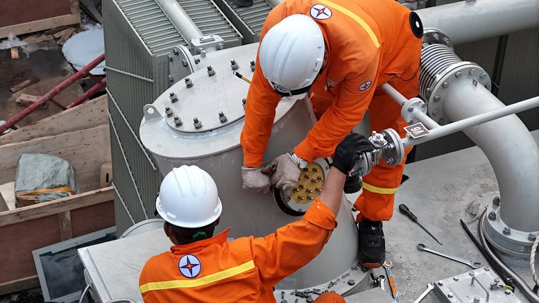 EVNNPT phát động thi đua bảo đảm cung ứng điện trong cao điểm mùa khô 2026- Ảnh 1. EVNNPT phát động thi đua bảo đảm cung ứng điện trong cao điểm mùa khô 2026- Ảnh 1.