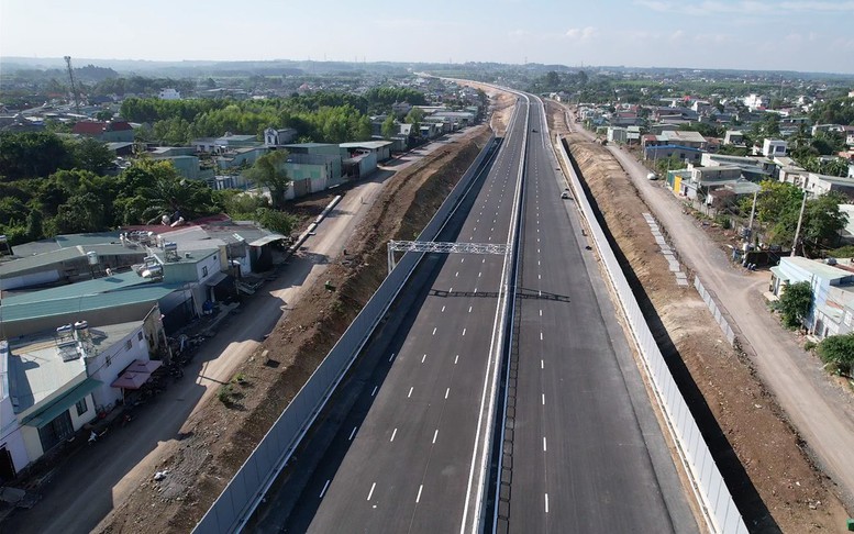 Hơn 3.800km cao tốc trọng yếu đã được đưa vào khai thác, thông xe kỹ thuật