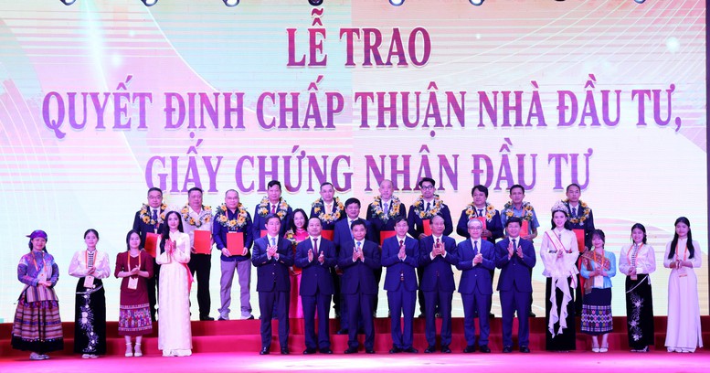 Những "viên gạch hồng" xây nền móng cho sự bứt phá của Điện Biên- Ảnh 3.