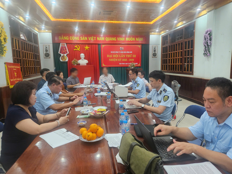 Xử phạt 2 doanh nghiệp đầu mối vi phạm dự trữ xăng dầu bắt buộc- Ảnh 1.