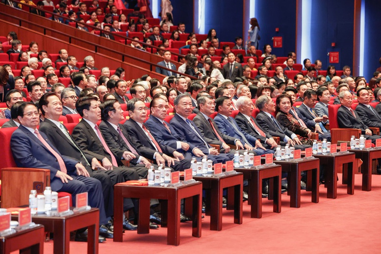 Tổng Bí thư, Chủ tịch nước Tô Lâm dự khai mạc Đại hội MTTQ Việt Nam lần thứ XI- Ảnh 3.