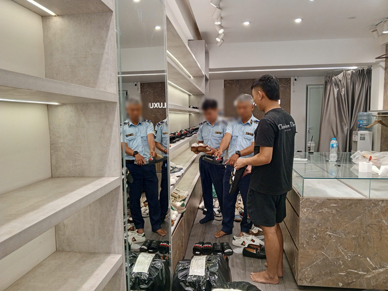 Sau Công điện 38, Bộ Công Thương mạnh tay truy quét các 'điểm nóng' hàng giả- Ảnh 1.