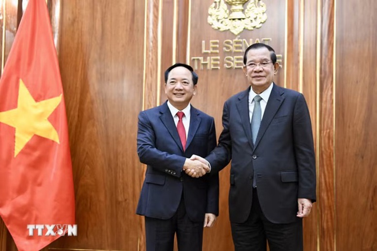 Trưởng Ban Tuyên giáo và Dân vận Trung ương thăm làm việc tại Campuchia- Ảnh 1.