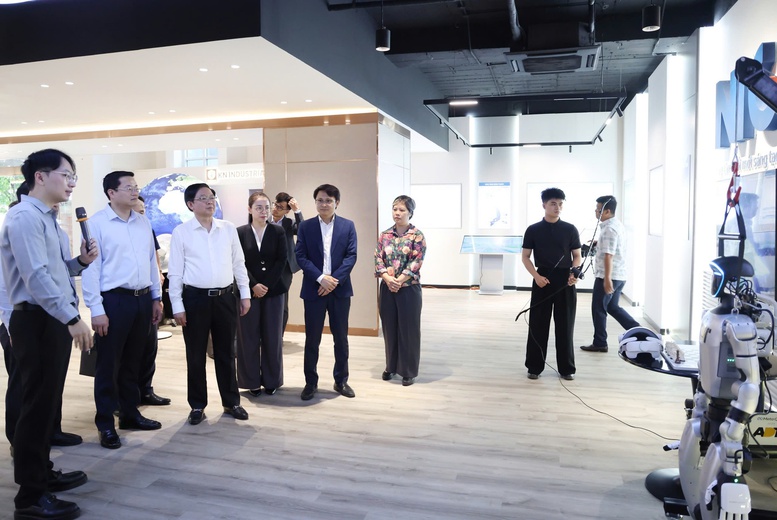 Phó Thủ tướng Hồ Quốc Dũng: NIC cần tiếp tục dẫn dắt hệ sinh thái đổi mới sáng tạo quốc gia- Ảnh 6.