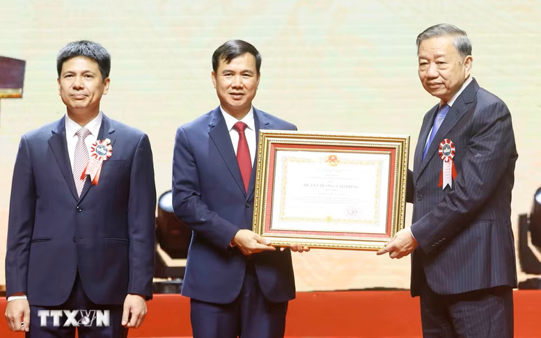 Tổng Bí thư, Chủ tịch nước Tô Lâm: Đại học Quốc gia Hà Nội tiếp tục vươn lên trở thành biểu tượng của trí tuệ Việt Nam