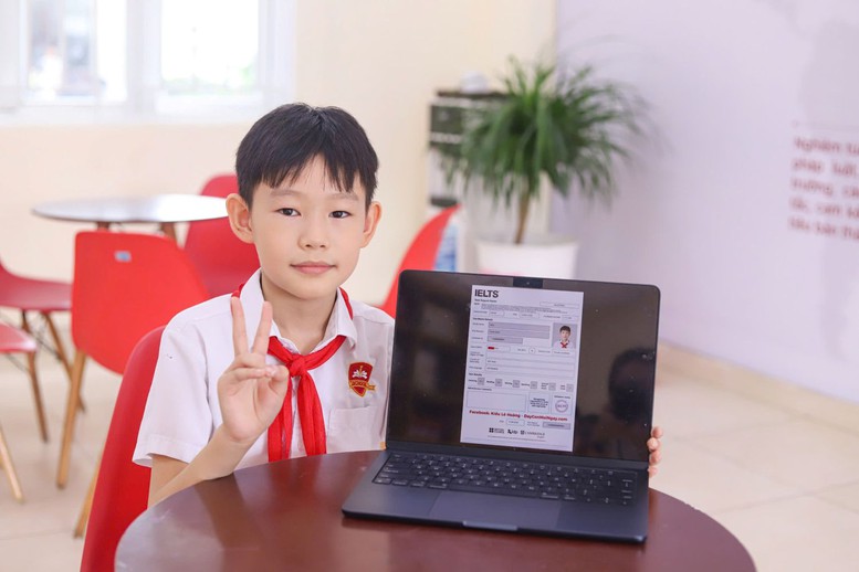 Học sinh lớp 4 iSCHOOL Hà Tĩnh đạt 7.5 IELTS Academic ngay lần thi đầu tiên- Ảnh 1. Học sinh lớp 4 iSCHOOL Hà Tĩnh đạt 7.5 IELTS Academic ngay lần thi đầu tiên- Ảnh 1.