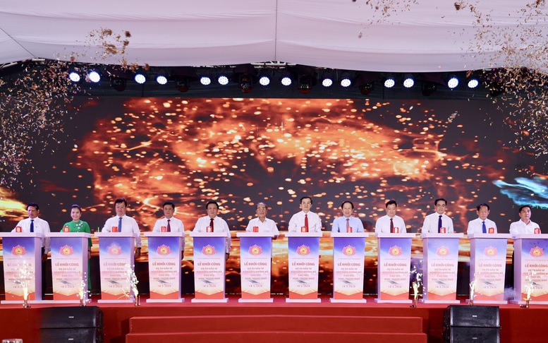 Phó Thủ tướng Lê Tiến Châu dự Lễ khởi công 'mắt xích' quan trọng trên tuyến đường bộ Hà Nội-Vientiane