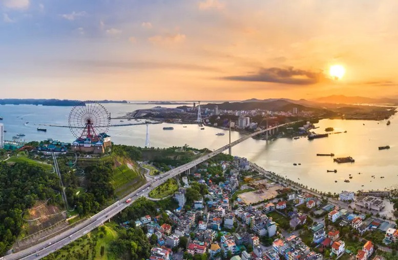 Nhân dân đồng thuận cao với Đề án thành lập thành phố Quảng Ninh- Ảnh 1. Nhân dân đồng thuận cao với Đề án thành lập thành phố Quảng Ninh- Ảnh 1.