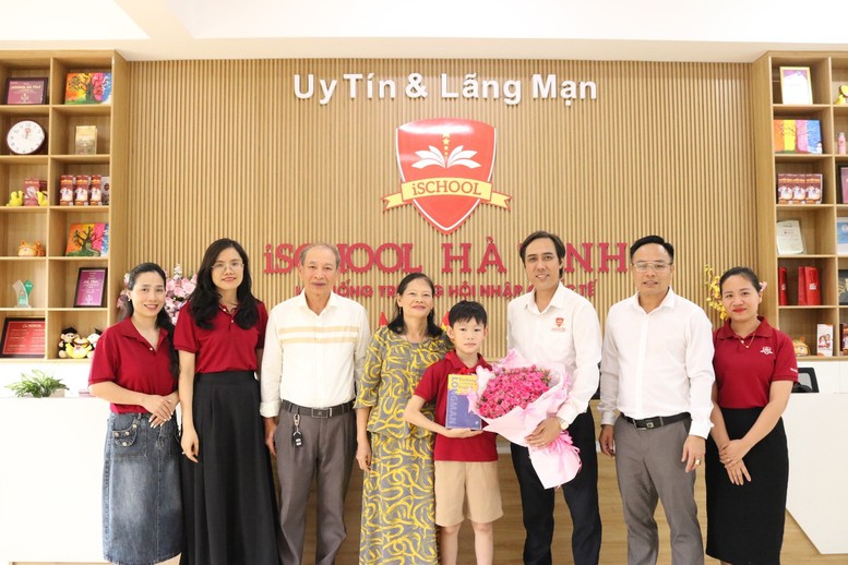 Học sinh lớp 4 iSCHOOL Hà Tĩnh đạt 7.5 IELTS Academic ngay lần thi đầu tiên- Ảnh 2. Học sinh lớp 4 iSCHOOL Hà Tĩnh đạt 7.5 IELTS Academic ngay lần thi đầu tiên- Ảnh 2.