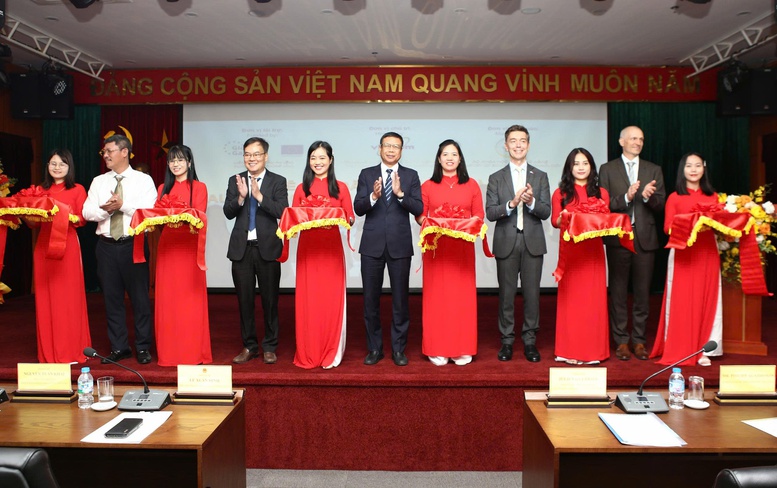 Việt Nam đưa vào vận hành mạng quan trắc cảnh báo sớm bức xạ- Ảnh 1. Việt Nam đưa vào vận hành mạng quan trắc cảnh báo sớm bức xạ- Ảnh 1.