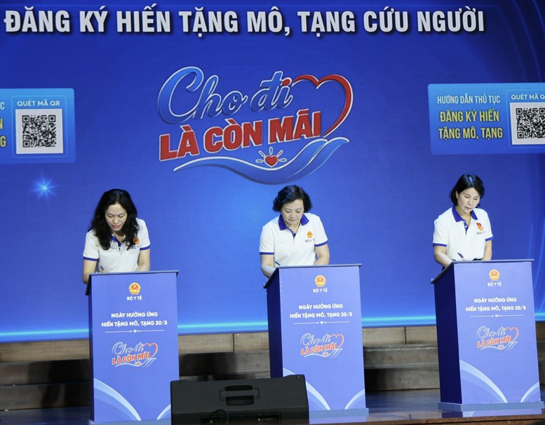 Phó Thủ tướng Phạm Thị Thanh Trà chia sẻ câu chuyện xúc động, trực tiếp đăng ký hiến tặng mô, tạng- Ảnh 5.