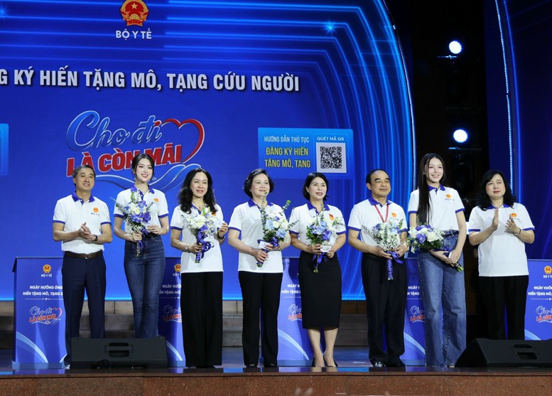 Phó Thủ tướng Phạm Thị Thanh Trà chia sẻ câu chuyện xúc động, trực tiếp đăng ký hiến tặng mô, tạng- Ảnh 6.