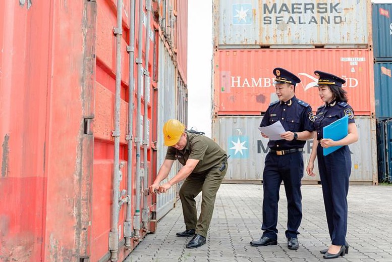 Hoàn thiện khung pháp lý về xử phạt vi phạm hành chính trong lĩnh vực hải quan- Ảnh 1. Hoàn thiện khung pháp lý về xử phạt vi phạm hành chính trong lĩnh vực hải quan- Ảnh 1.