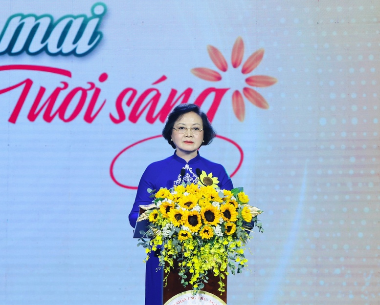 Không để bệnh nhân ung thư nghèo đơn độc trong cuộc chiến giành giật sự sống- Ảnh 1.
