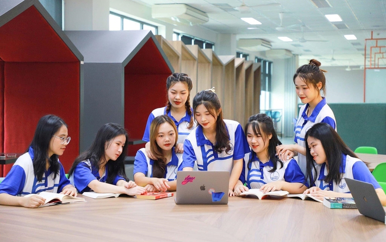 ĐHQGHN dừng xét học bạ, ưu tiên các chương trình tài năng STEM