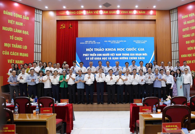 Xây dựng chính sách phát triển con người theo hướng toàn diện, thích ứng với bối cảnh mới- Ảnh 3.