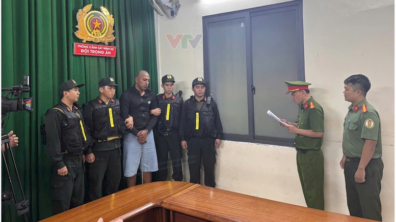 Công an TPHCM thông tin về vụ nổ súng khiến một người tử vong- Ảnh 1. Công an TPHCM thông tin về vụ nổ súng khiến một người tử vong- Ảnh 1.