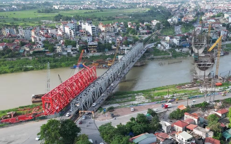 Rà soát lại năng lực nhà thầu thi công Dự án cầu đường sắt qua sông Đuống