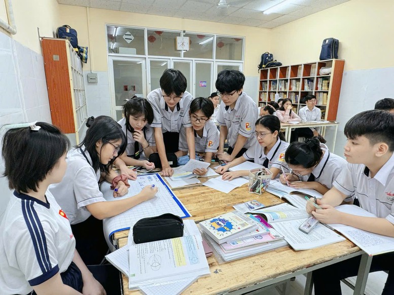 Dự kiến mỗi người học được tạo lập một học bạ số gắn với mã số hồ sơ học tập suốt đời- Ảnh 1.
