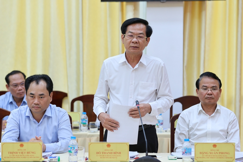 Thủ tướng Lê Minh Hưng: Cần Thơ cần đổi mới mạnh mẽ tư duy, quyết tâm, nỗ lực cao hơn rất nhiều để bứt phá- Ảnh 7. Thủ tướng Lê Minh Hưng: Cần Thơ cần đổi mới mạnh mẽ tư duy, quyết tâm, nỗ lực cao hơn rất nhiều để bứt phá- Ảnh 7.