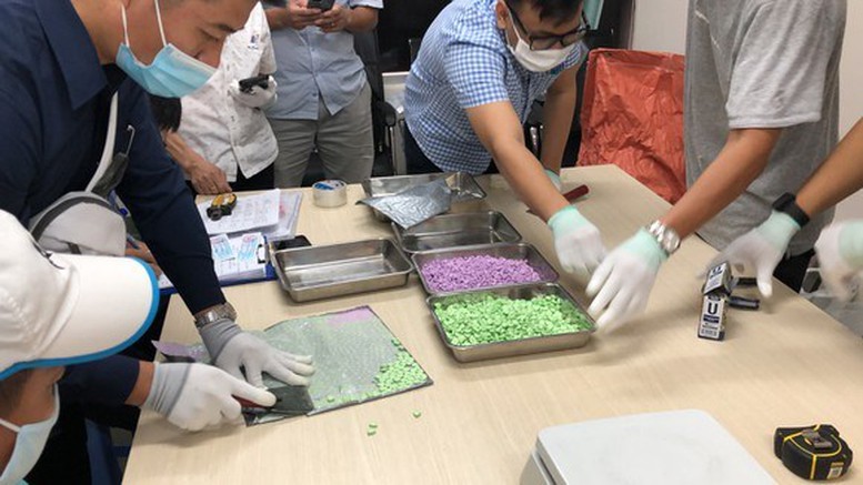 Kiểm soát các hoạt động hợp pháp liên quan đến ma túy- Ảnh 1. Kiểm soát các hoạt động hợp pháp liên quan đến ma túy- Ảnh 1.