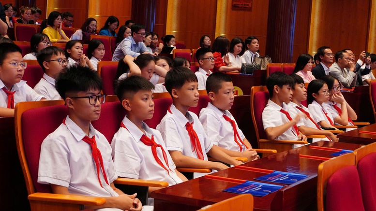 Để mọi trẻ em được lớn lên trong an toàn, hạnh phúc- Ảnh 2. Để mọi trẻ em được lớn lên trong an toàn, hạnh phúc- Ảnh 2.
