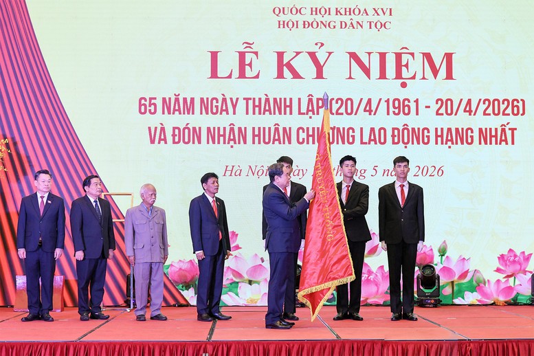 Bảo đảm chính sách dân tộc được thể hiện đầy đủ, thực chất trong từng dự án luật, nghị quyết- Ảnh 2.