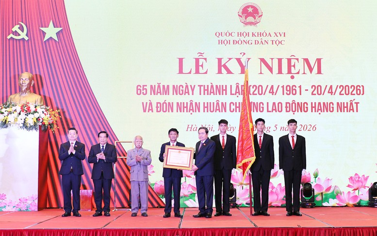 Bảo đảm chính sách dân tộc được thể hiện đầy đủ, thực chất trong từng dự án luật, nghị quyết- Ảnh 3.