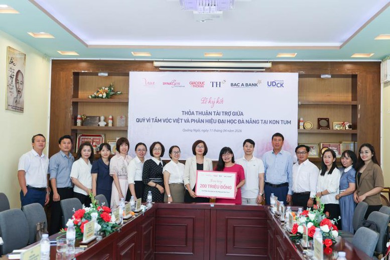 Quỹ Vì tầm vóc Việt kết nối nguồn lực hỗ trợ sinh viên và phát triển cộng đồng tại Quảng Ngãi- Ảnh 1.