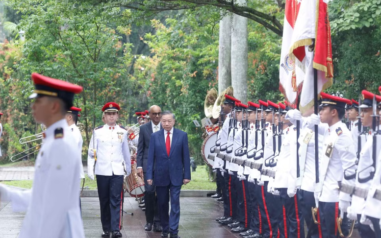 Lễ đón Tổng Bí thư, Chủ tịch nước Tô Lâm và Phu nhân thăm cấp Nhà nước tới Singapore
