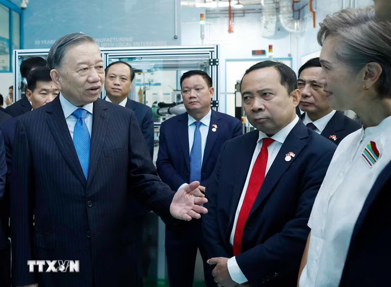 Tổng Bí thư, Chủ tịch nước Tô Lâm thăm các cơ sở công nghệ tại Singapore- Ảnh 3.