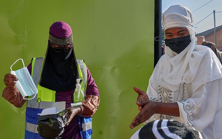 Ebola diễn biến phức tạp và 'lá chắn' phòng dịch của các nước- Ảnh 1.