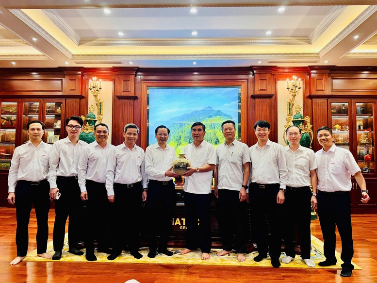Vinachem, Hateco hợp tác cung ứng sản phẩm cao su kỹ thuật cho cảng Liên Chiểu- Ảnh 1.