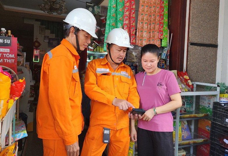 TPHCM thúc đẩy phát triển điện mặt trời mái nhà, hướng tới sử dụng năng lượng xanh- Ảnh 3.